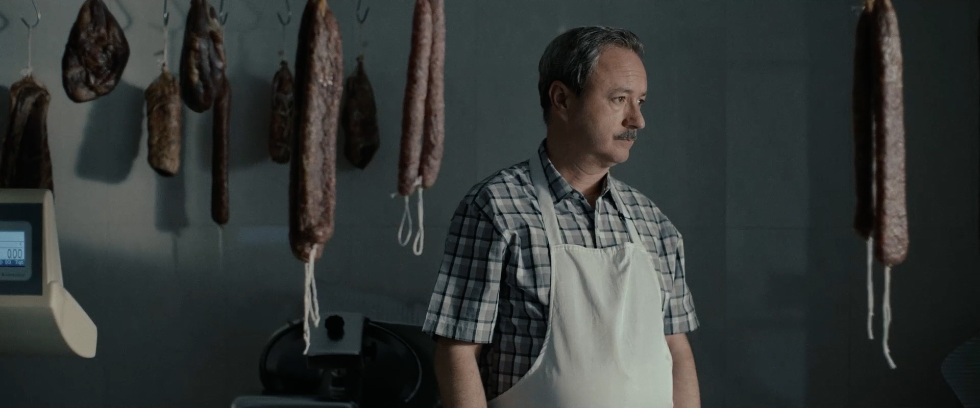 Un hombre bueno — still 04